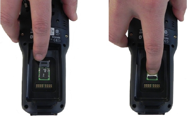 Datalogic - Skorpio X4 - SD-kaart installatie - Stap 3 SD-kaart installatie - Stap 3