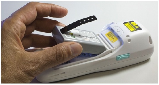 Datalogic - Memor X3 Healthcare - Batterij Installatie - Stap 2 Batterij Installatie - Stap 2