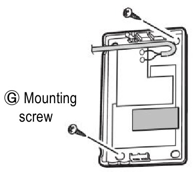 Daikin - BRP15B61 - De adapterbehuizing bevestigen De adapterbehuizing bevestigen