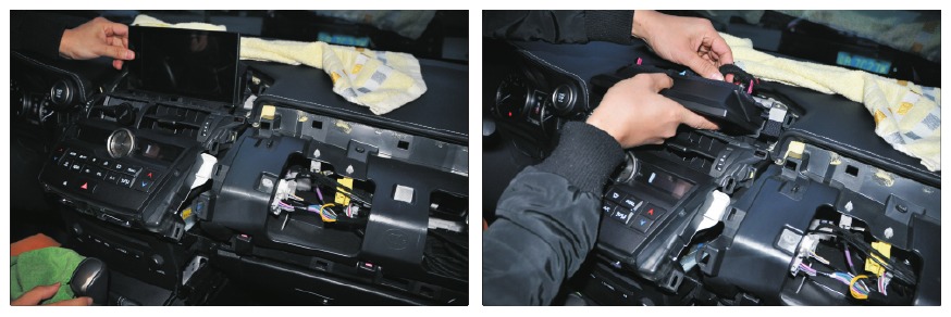 Lexus - NX 2015 Series - De TFT-kit van de originele radio demonteren - Stap 9 De TFT-kit van de originele radio demonteren - Stap 9