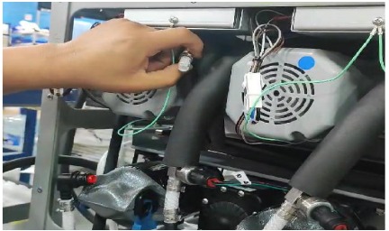 CORNELIUS - Viper - KIT DRUKTRANSDUCER INSTALLATIE - Stap 10 KIT DRUKTRANSDUCER INSTALLATIE - Stap 10