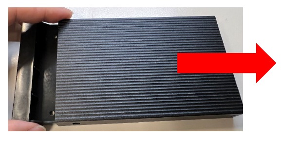 Acer - Predator Orion 7000 - Installing 2.5 Een 2,5