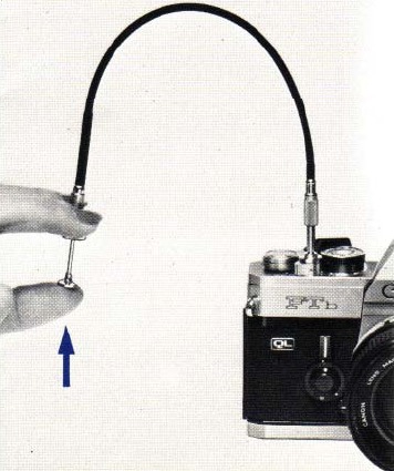 Canon - FTb - De kabelontspanner bevestigen De kabelontspanner bevestigen