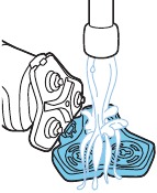 Het scheerapparaat reinigen met water Stap 4