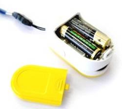 Afbeelding 3. Installatie van batterijen