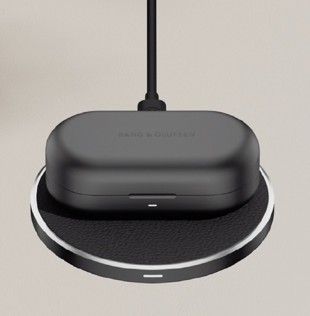 OPLADEN MET PAD