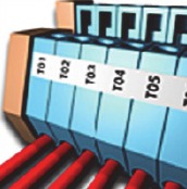 Voorbeeld van een klemmenstrooklabel