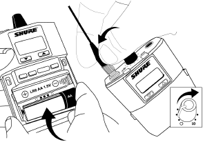 Bodypack openen en batterijen plaatsen
