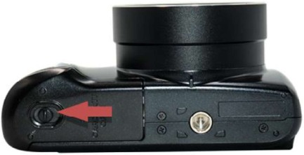 De batterijklep openen