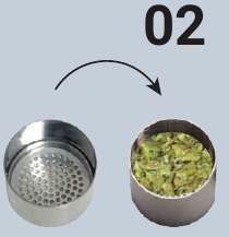 Een kruiden doseercapsule laden