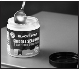 Blackstone inbrand- en gietijzerconditioner