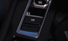 De elektronische parkeerrem gebruiken