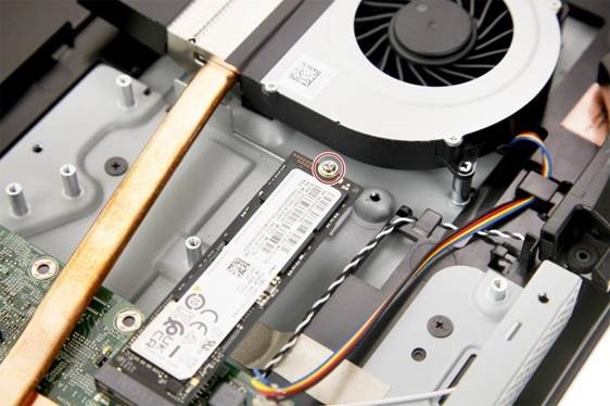 SSD-module verwijderen - Stap 2