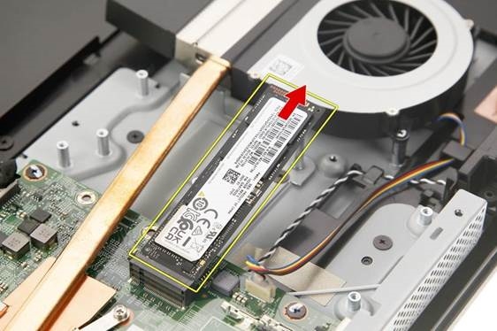 SSD-module verwijderen - Stap 3