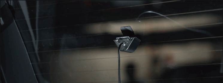 Installatie van de achteruitkijkcamera - Stap 1