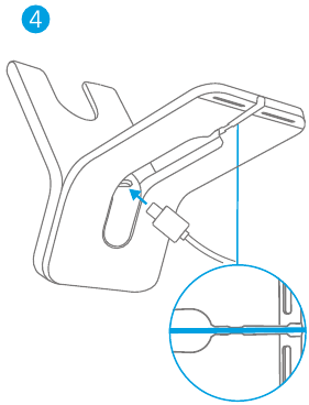 De USB-C-kabel is aangesloten op het oplaadstation en weggestopt in de groef.