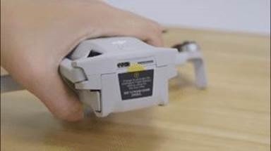 De batterij verwijderen