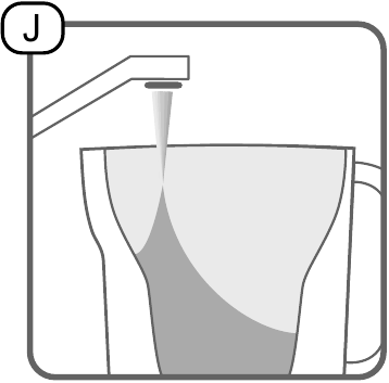 Het vullen van de BRITA-waterfilterkan - Sep 5
