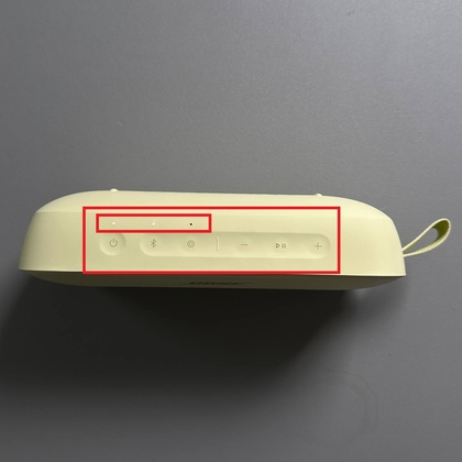 LED-indicatoren op de Bose SoundLink Flex II.