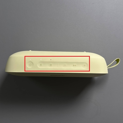 Overzicht van de knoppen op de Bose SoundLink Flex II.