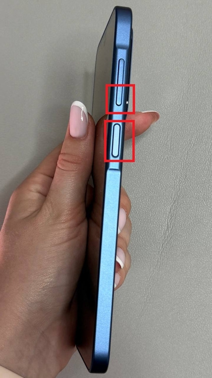 Aan/uit-knop en volume-omlaagknop op Samsung Galaxy A17 5G