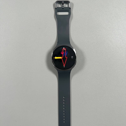 Samsung Galaxy Watch 8 met menu voor snelle instellingen