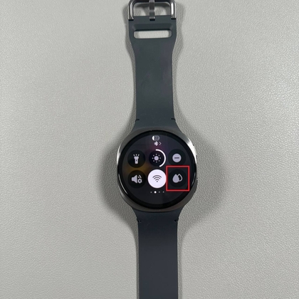 Water Lock-pictogram op Samsung Galaxy Watch 8