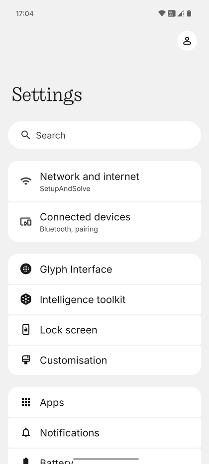 Screenshot van het hoofdmenu Instellingen op Nothing Phone (3).