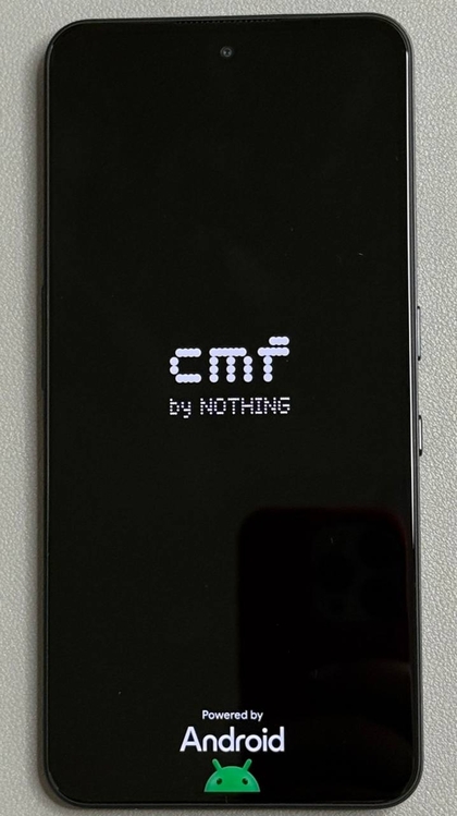 De CMF Phone 2 Pro inschakelen