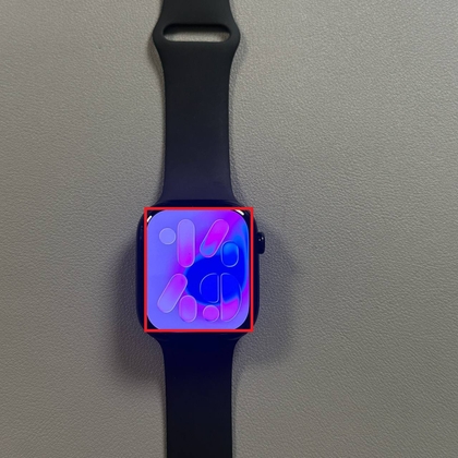 Apple Watch-scherm wordt aangetikt om te activeren