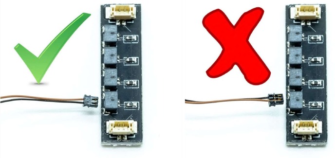 Microkabel aansluiten op Micro-uitbreidingsboordpoorten