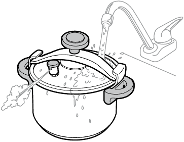 De stoom in de pan vrijlaten na het koken