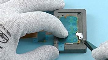 Monteren op de MAIN FLEX ASSEMBLY - Stap 2