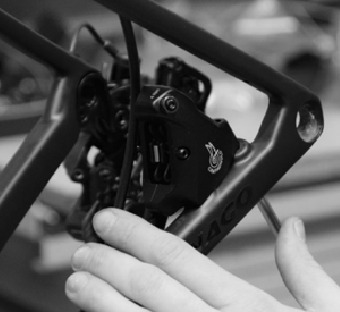 Kabelgeleiding frame & reminstallatie - Stap 13