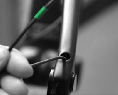 Kabelgeleiding frame & reminstallatie - Stap 3