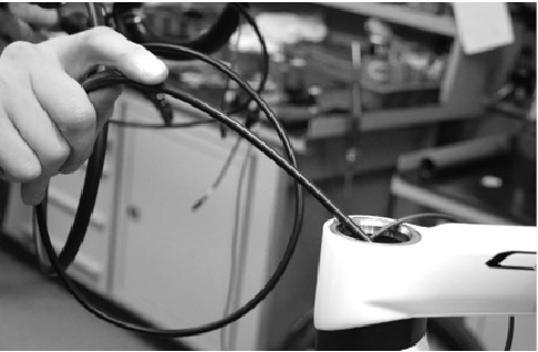 Kabelgeleiding frame & reminstallatie - Stap 5