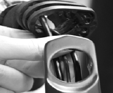 Kabelgeleiding frame & reminstallatie - Stap 7