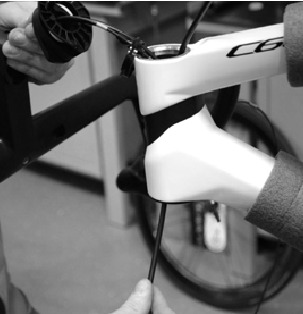 Kabelgeleiding frame & reminstallatie - Stap 8