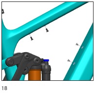 Installeer 2X stekker (4.54) in de H2O-bossen van de voorste driehoek