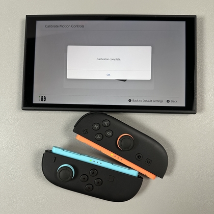 Nintendo Switch op een vlakke ondergrond