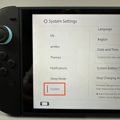 Nintendo Switch 2-instellingenmenu met de serienummerinformatie
