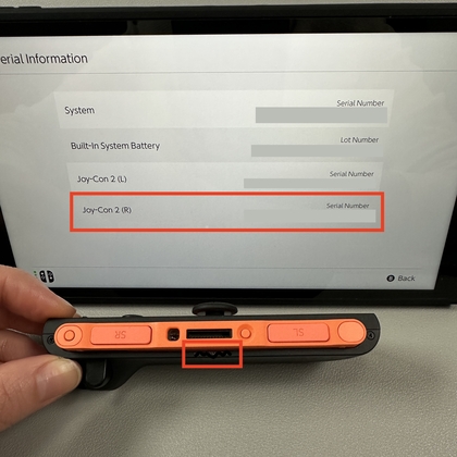 Serienummer op de rechter Joy-Con
