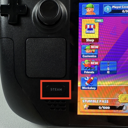 De Steam-knop indrukken op de Valve Steam Deck