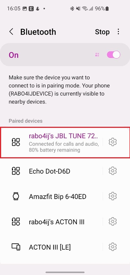 JBL Tune 720BT verbonden met een telefoon