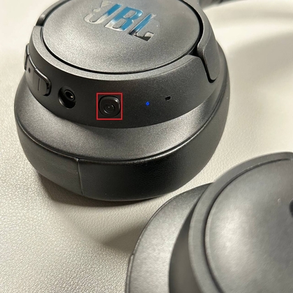 Aan/uit-knop op JBL Tune 720BT