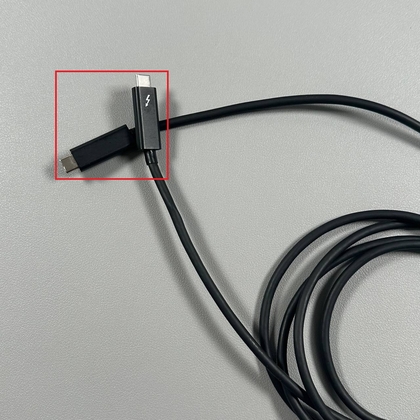 Diverse oplaadkabels: USB-C, Lightning en Micro-USB
