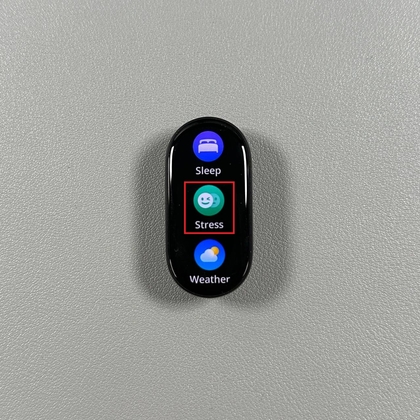 Xiaomi Smart Band 10 app-menu met stressoptie