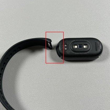 De band verwijderen van de Xiaomi Smart Band 10