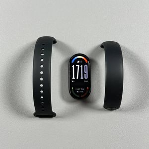 Hoe bandjes verwijderen en vervangen op de Xiaomi Smart Band 10