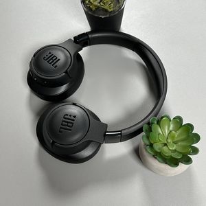 Hoe je JBL Tune 720BT uit de app verwijdert